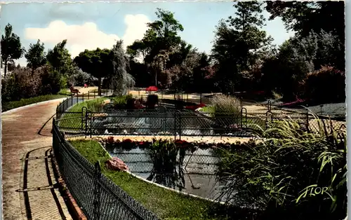 32872 - Frankreich - Rochefort sur Mer , Le Jardin Public - gelaufen 1957