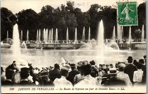 32888 - Frankreich - Versailles , Jardins , Le Bassin de Neptune un jour de Grandes Eaux - gelaufen 1913