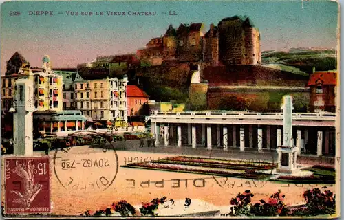 32908 - Frankreich - Dieppe , Vue sur le Vieux Chateau - gelaufen 1932