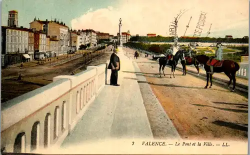 32937 - Frankreich - Valence , Le Pont et la Ville - gelaufen 1919