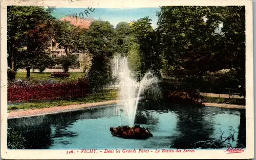 32973 - Frankreich - Vichy , Dans les Grands Parcs , Le Bassin des Serres - gelaufen 1930