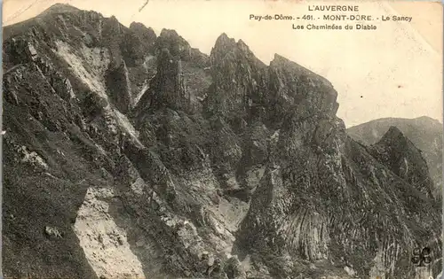 33007 - Frankreich - L'Auvergne , Puy de Dome , Mont Dore , Le Sancy , Les Cheminees du Diable - gelaufen 1911