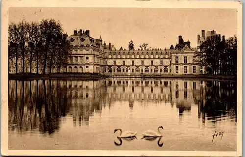 33043 - Frankreich - Fontainebleau , Facade du Palais sur l'Etang des Carpes - gelaufen 1938