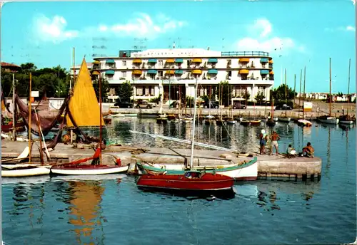 33700 - Italien - Riccione , Savioli , Darsena e Spiaggia , Hafen und Strand - gelaufen 1966