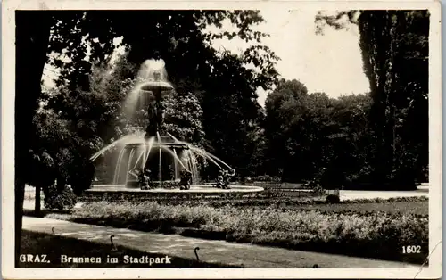 34019 - Steiermark - Graz , Brunnen im Stadtpark - gelaufen 1929