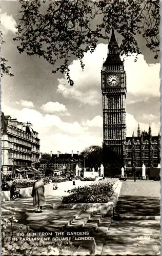 34371 - Großbritannien - London , Big Ben from the Gardens in Parliament Square - gelaufen 1959