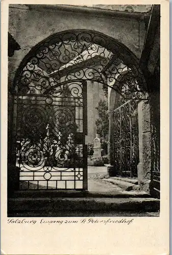 34429 - Salzburg - Eingang zum St. Petersfriedhof - nicht gelaufen