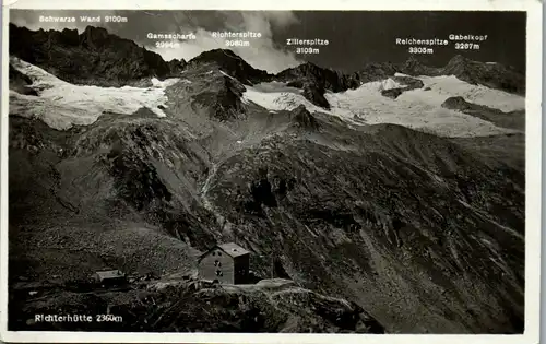 34614 - Salzburg - Richterhütte , Schwarze Wand , Gamsscharte , Richterspitze , Zillerspitze , Reichenspitze , Gabelkopf - gelaufen