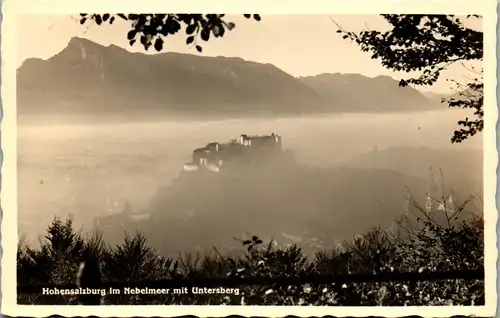 34966 - Salzburg - Hohensalzburg im Nebelmeer mit Untersberg - gelaufen 1965