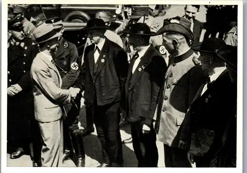 35379 - Zigarettenbilder - Männer und Ereignisse unserer Zeit , Serie II , Nr. 97 , Reichsminister Dr. Göbbels begrüßt Holzarbeiter , Tempelhof