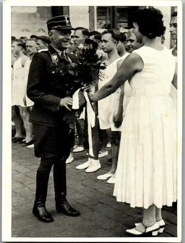 35384 - Zigarettenbilder - Männer und Ereignisse unserer Zeit , Serie II , Nr. 124 , Reichssportführer von Tschammer und Osten in Dresden