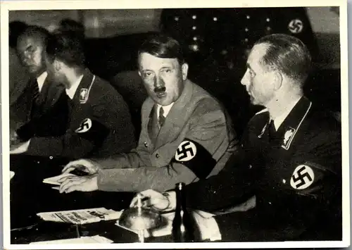 35391 - Zigarettenbilder - Männer und Ereignisse unserer Zeit , Serie II , Nr. 122 , Der Führer , Kaiserhof Berlin