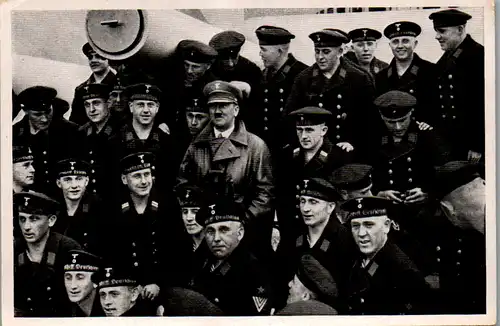 35516 - Sammelbilder - Sammelwerk Nr. 15 , Adolf Hitler , Gruppe 67 , Bild Nr.: 141 , Der Führer inmitten seiner blauen Jungen