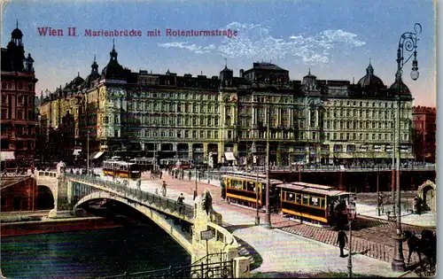 35731 - Wien - Wien II , Marienbrücke mit Rotenturmstraße - gelaufen