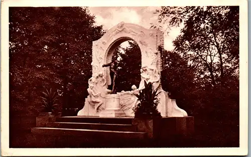 36044 - Wien - Johann Strauß Denkmal im Stadtpark - nicht gelaufen