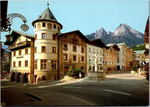 37315 - Deutschland - Berchtesgaden , Marktplatz mit Watzmann , Sparkasse - nicht gelaufen