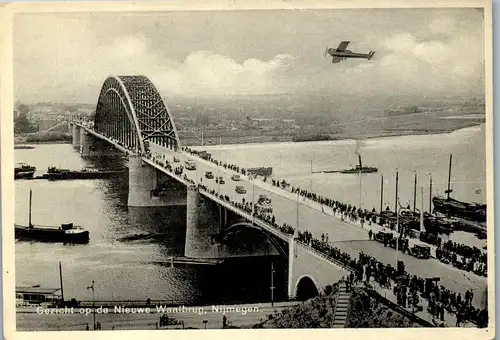 37848 - Niederlande - Nijmegen , Gezicht op de Nieuwe Waalbrug - gelaufen