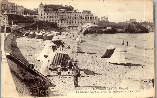 38169 - Frankreich - Biarritz , La Grande Plage et le Casino Belle Vue - gelaufen 1925