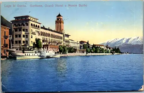 38270 - Italien - Lago di Garda , Gardone , Grand Hotel e Monte Baldo - gelaufen 1911