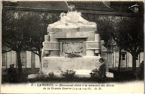 38481 - Frankreich - Langres , Monument eleve a la memoire des Morts de la Grande Guerre - nicht gelaufen
