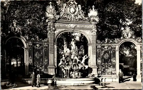 38522 - Frankreich - Nancy , Place Stanislas , Fontaine d'Amphitrite - gelaufen