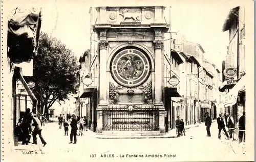 38555 - Frankreich - Arles , La Fontaine Amedee Pichot - nicht gelaufen