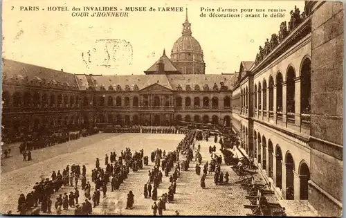 38583 - Frankreich - Paris , Hotel des Invalides , Musee de l'Armee , Cour d'Honneur - gelaufen 1925