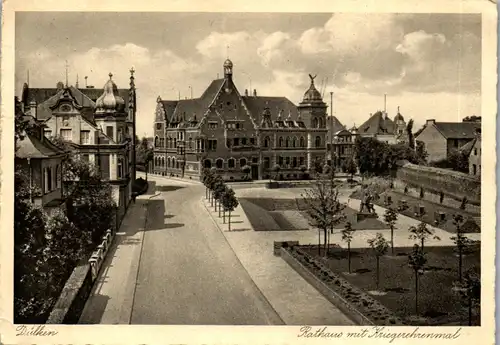 38909 - Deutschland - Dülken , Rathaus mit Kriegerehrenmal - gelaufen 1941