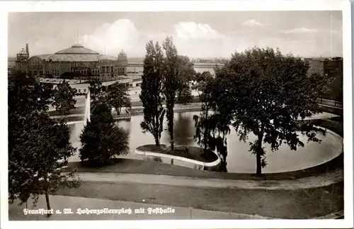 38944 - Deutschland - Frankfurt a. M. , Hohenzollernplatz mit Festhalle - gelaufen 1942