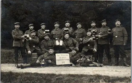 39065 - Militaria - Münsingen , Soldaten , Bier , Zur Erinnerung 1909 - gelaufen