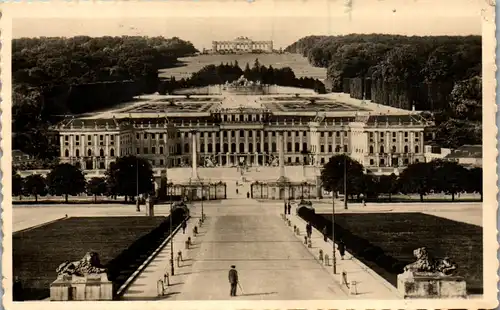 39275 - Wien - Gesamtansicht des Lustschlosses Schönbrunn - gelaufen 1941