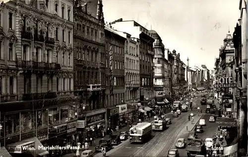 39315 - Wien - Mariahilferstraße , Karte beschädigt , geknickt - gelaufen 1967