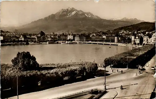 39447 - Schweiz - Luzern , Quai mit Pilatus - gelaufen 1940