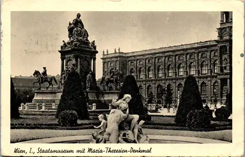 39686 - Wien - Wien I , Staatsmuseum mit Maria Theresien Denkmal - gelaufen 1940