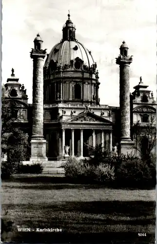 39785 - Wien - Karlskirche - gelaufen 1963