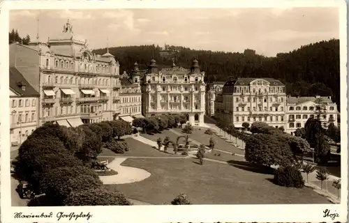 40098 - Tschechien - Marienbad , Goetheplatz , Hotel Stern - gelaufen 1940