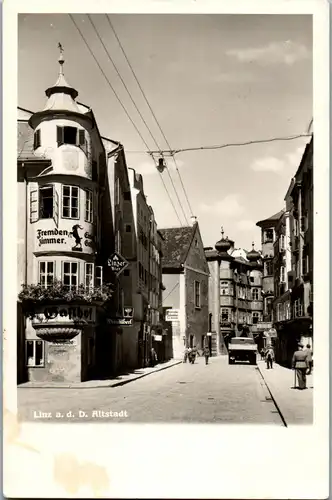 40124 - Oberösterreich - Linz an der Donau , Altstadt , Gasthof , Soldat - gelaufen
