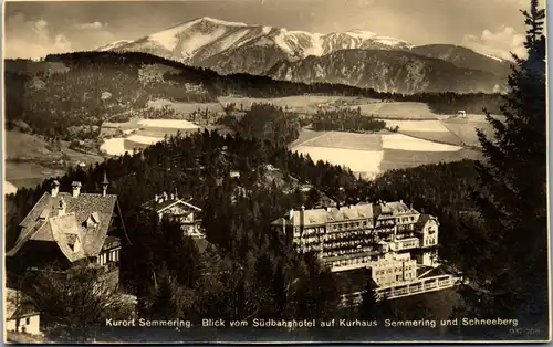 40310 - Niederösterreich - Semmering , Blick v. Südbahnhotel auf Kurhaus Semmering u. Schneeberg - gelaufen 1929