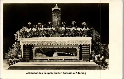 40904 - Deutschland - Altötting , Grabaltar des Seligen Bruder Konrad - gelaufen