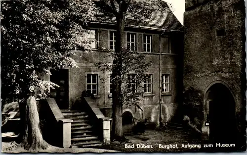 41025 - Deutschland - Bad Düben , Burghof , Aufgang zum Museum - gelaufen