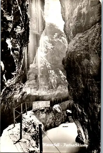 41266 - Deutschland - Partnachklamm , Wasserfall - gelaufen