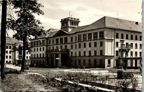 41268 - Deutschland - Bad Berka , Klinik , Haupteingang mit Verwaltung - gelaufen