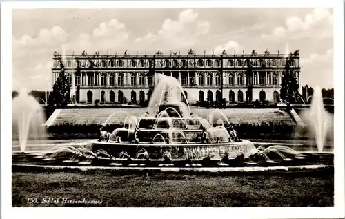 41574 - Deutschland - Schloss Herrenchiemsee , Brunnen - gelaufen