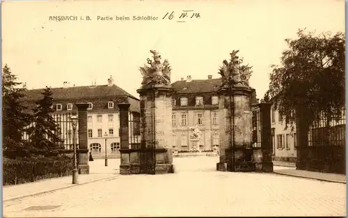 42333 - Deutschland - Ansbach , i. B. , Partie beim Schloßtor - gelaufen 1914