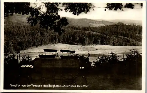 42447 - Deutschland - Schmiedefeld , Kr. Schleusingen , Berghotel Stutenhaus am Adlersberg , Terrasse - gelaufen 1931