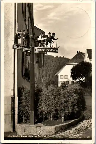 42728 - Deutschland - Lenzkirch , Origineller Wegweiser - gelaufen 1935