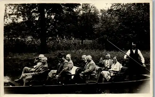 42839 - Aufnahme -  , Gruppe Personen im Boot - nicht gelaufen