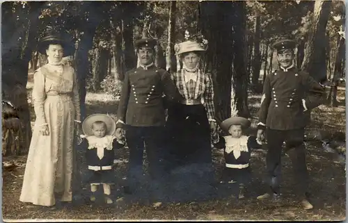 42901 - Aufnahme - Personen , Kinder , Uniform - gelaufen 1909