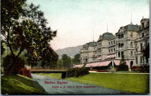 42909 - Deutschland - Baden Baden , Partie a. d. Oos u. Hotel Stephanie - gelaufen 1915