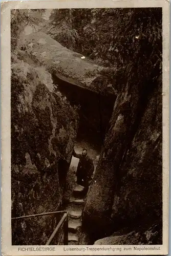43154 - Deutschland - Fichtelgebirge , Luisenburg Treppendurchgang zum Napoleonshut - gelaufen 1913